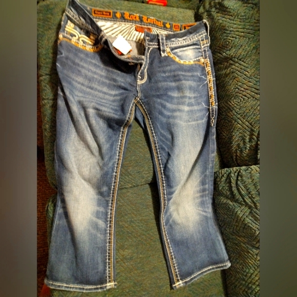 Rock Revival Women's Capris - Picture 3 of 3